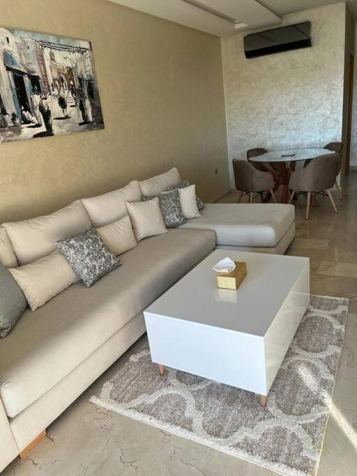 Beautiful Apartment In Golf City Marrakech 마라케시 외부 사진